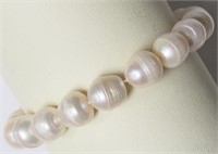 $60. FW Pearl Bracelet