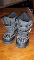 PAIR SIZE 8 CHILD'S BOOTS