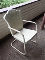 Vintage Metal Retro Lawn Chair - Griffin Style