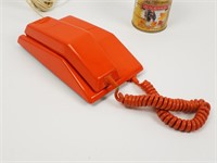 Téléphone orange Northern Telecom vintage