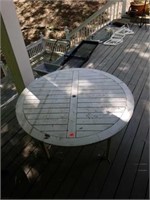 White Round Wooden Outdoor Table