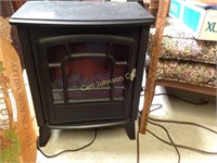 SMALL ELECTRIC HEATER