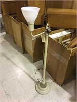 FREESTANDING LAMP WITH MARBLE BASE