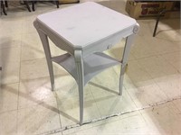 WHITE PAINTED SIDE STAND