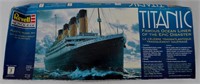 NIB Vtg Revell Titanic Model Kit 1:570 Scale