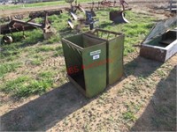 2 Powder River Horse Feeders