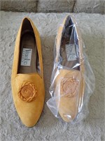 New Vitiorio Ricci Ladies Shoes - Maybe Size 9