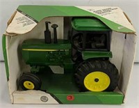 JD 4255 Row Crop Tractor