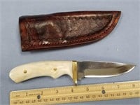 Hunting knife hand made by Michael Scott, has antl