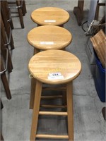 3 WOOD BARSTOOLS