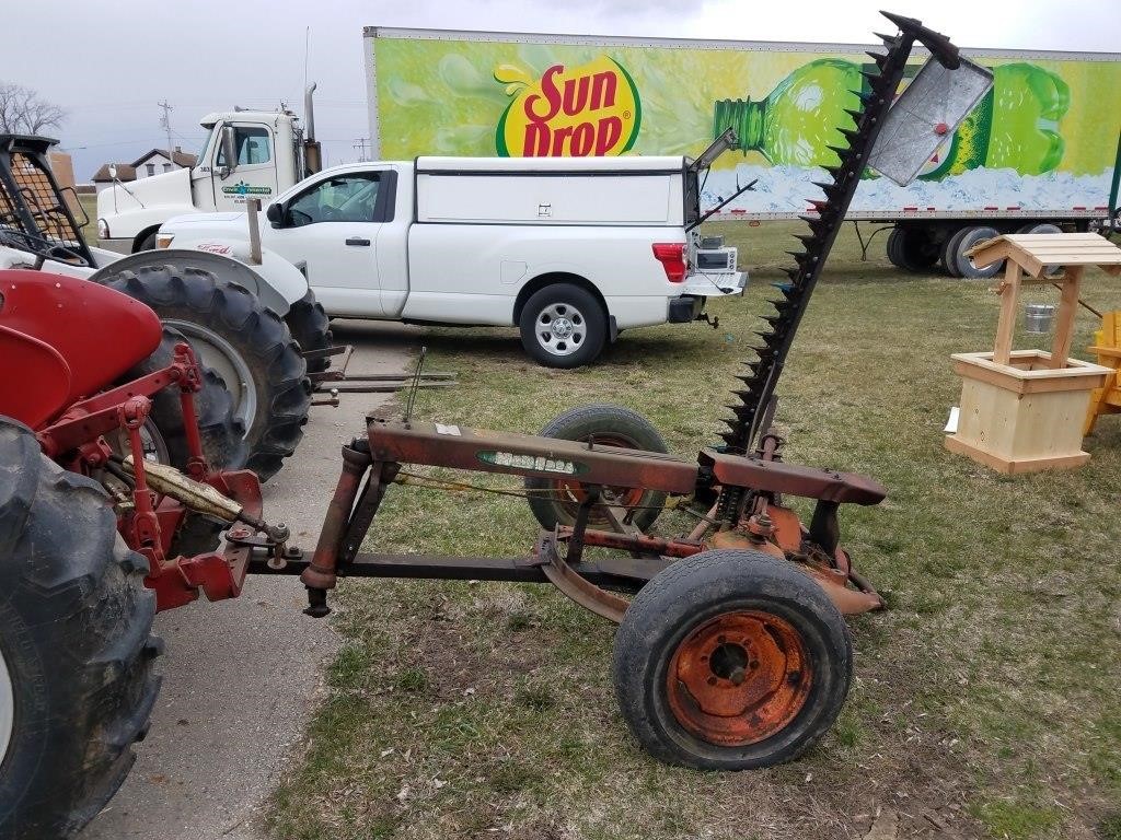 1st Annual Antique Tractor Pull & Consignment Auction