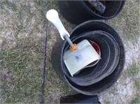 Dustpan in a Tub