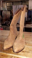 BROWN SIZE 9 GUESS COWBOY BOOTS