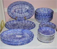 28 Piece -Roma, Handpainted in Italy - 3 Oval