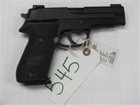 SIG SAUER P220    45AUTO