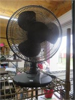 OSCILLATING FAN