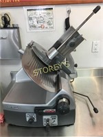 Hobart 2912 Automatic Meat Slicer - 12"