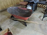 Large Wheelbarrow with metal bucket