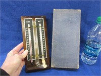 vintage "weksler" thermometer in box (wet-dry)