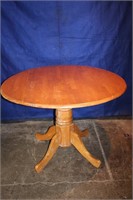 Pedestal Table w/ Fold Down Leaves