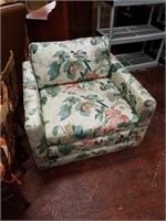 C4926 chair bird/flower pattern