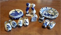 Delft Holland blue and white shoes, figurine plate