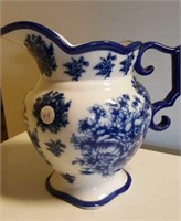 Blue and white flow blue style milk pitcher