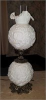 Fenton white poppy Gone with the Wind table lamp