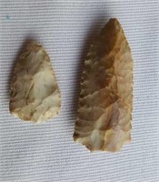 Indian arrowheads  (2)