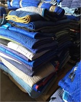 PALLET +/- 70 PCS OF PACKING BLANKETS