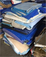 PALLET +/- 72 PCS OF PACKING BLANKETS