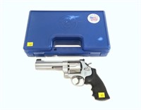 Smith & Wesson Model 625-8 .45 ACP,