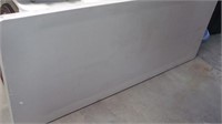 WHITE PLASTIC BANQUET TABLE NICE CONDITION