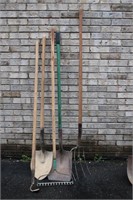 Garden Tools - Rakes & Shovels