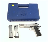 Smith & Wesson Model SW1911 Stainless .45 ACP,