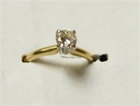 Ladies 14kt gold and diamond engagement ring