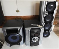 Sony model GX450 stereo system with two
