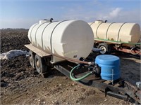 1,000 gallon water tanks on trailer w/pump