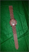 MANS BROWN WOMAGE WATCH