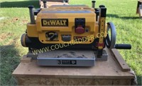 DeWalt triple knife 13" 2 speed large planer