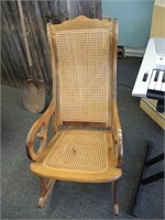 WALNUT ROCKER