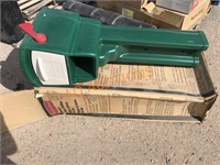 NEW Green Plastic Mailbox