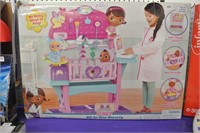 Doc. McStuffins All in One Nursery