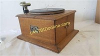 Vintage Victor Record Player (Antique?)