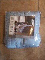 New Virah Bella Full/Queen Reversible Comforter
