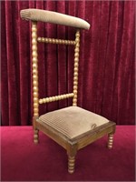 Vintage Wood Spindle Prayer Kneeler w/ Storage