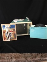 Vintage Phono Viewer with Accessories (as is)