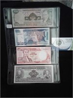 Foreign paper currency lot of 4