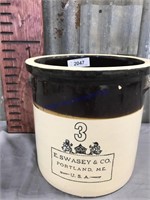 3 gallon crock--E. Swasey & Co, Portland ME USA