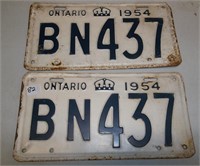 Pair of 1954 Ontario License Plates - BN 437